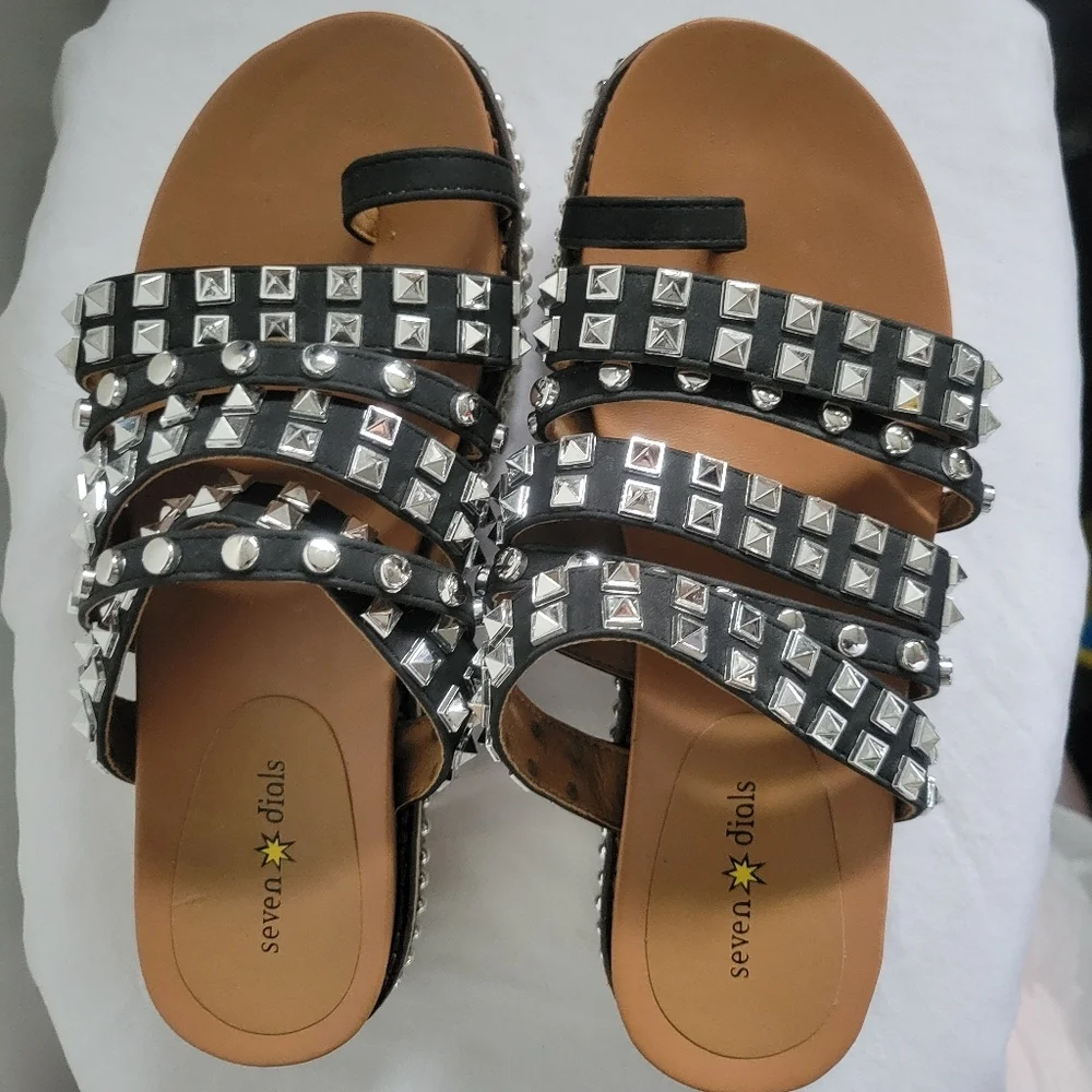 Seven Dials Studded Slide Sandal Women’s Sz 9 Goth Rock Grunge - Picture 3 of 4